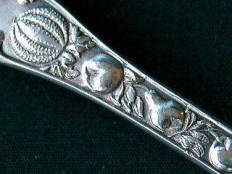 �X�v�[���E�t���[�c�E���l