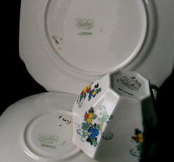 �V�F���[�E�N�C�[���A���E�o�b�N�X�^���v