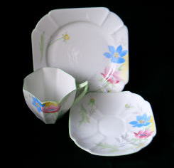 �V�F���[�E�N�C�[���A���E�P�Q�O�U�V