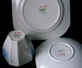 �V�F���[�E�N�C�[���A���E�o�b�N�X�^���v�E�A�l���l