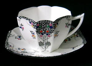 �V�F���[�E�N�C�[���A���E�u���b�N�t���[�c