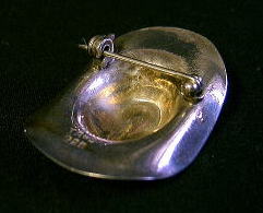 �V���o�[�E�n�b�g�E�X�Q�T