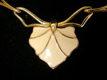 �A�N�Z�T���[,�l�b�N���X,�R�X�`���[���W���G���[,�G�i����,���[�t