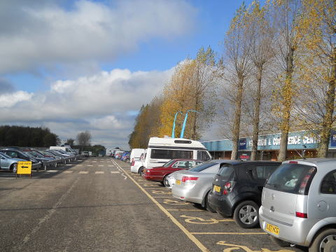 �h�j���g���i�c�n�m�h�m�f�s�n�m�j�̃A���e�B�[�N�}�[�P�b�g