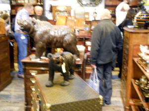 �C�M���X�����t���I�s�E�o�[�~���K����NEC�A���e�B�[�N�t�F�A�̈���