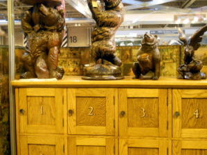 �C�M���X�����t���I�s�E�o�[�~���K����NEC�A���e�B�[�N�t�F�A�̈���