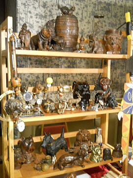 �C�M���X�����t���I�s�E�����J���̃A���e�B�[�N�t�F�A��