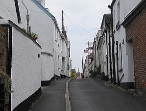 �C�M���X�����t���I�s�E�G�N�Z�^�[�̃A���e�B�[�N�Z���^�[��