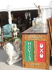 �C�M���X�����t���I�s�E�j���[�A�[�N�̃A���e�B�[�N�t�F�A�̕i�X