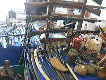 �C�M���X�����t���I�s�E���o�v�[���̃A���e�B�[�N�t�F�A��