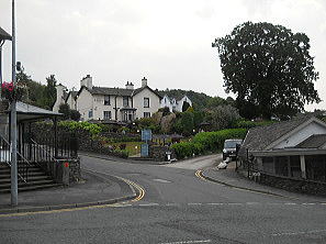 �C�M���X�����t���I�s�E�C�M���X�k���̂̌ΐ��n���Ɍ�����